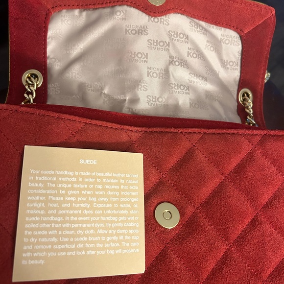 Brand new, with tags, MICHAEL MICHEAL KORS, suede shoulder bag. - Picture 3 of 5